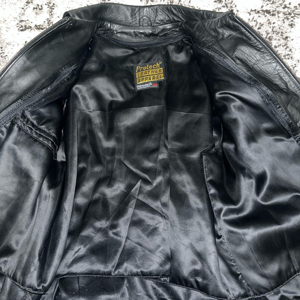 Leather Jacket - Picture 4 of 5